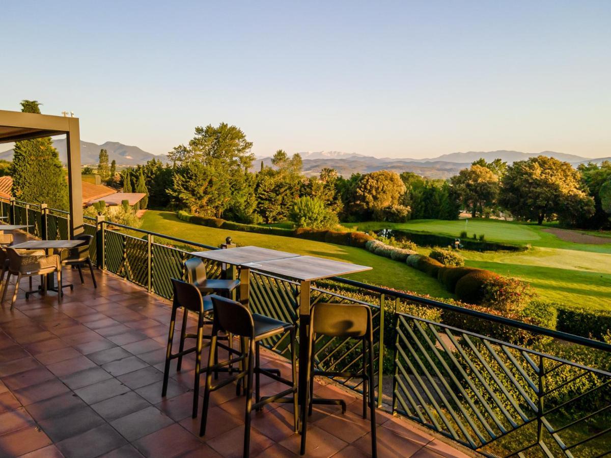 Apartahotel Suites Vila Birdie Навата Экстерьер фото