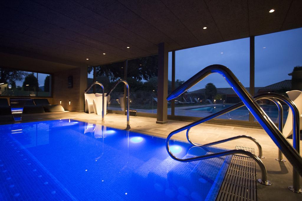 Apartahotel Suites Vila Birdie Навата Экстерьер фото