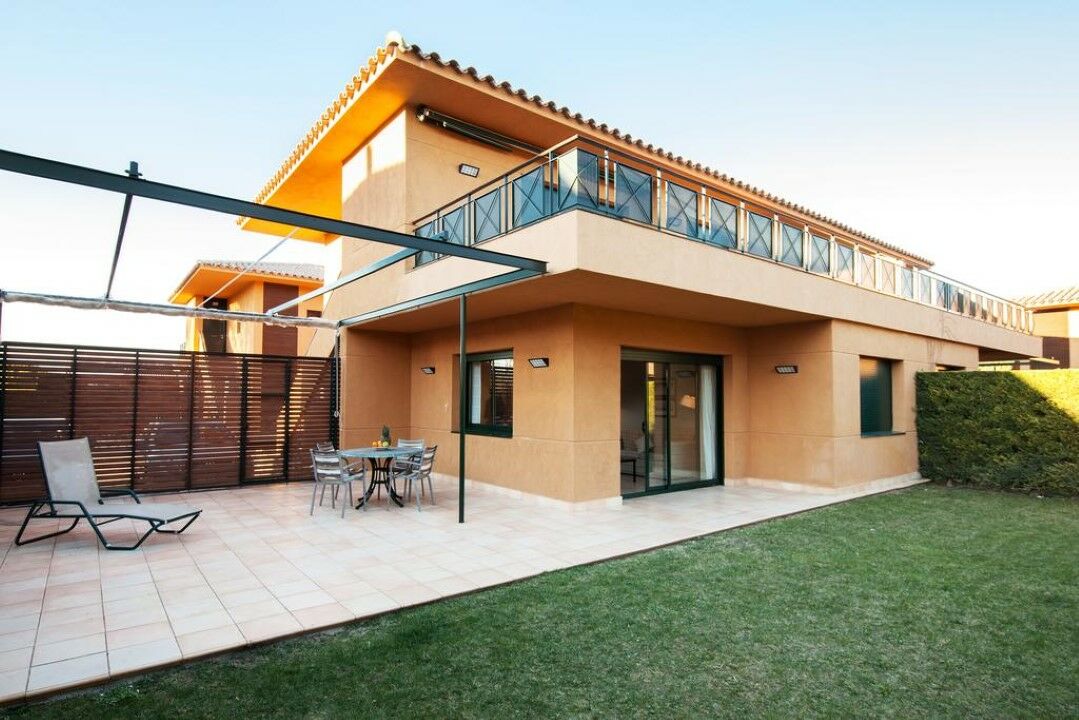 Apartahotel Suites Vila Birdie Навата Экстерьер фото